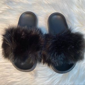 NEW Luxury Fox Fur Slides Sandals 6/6.5 Black